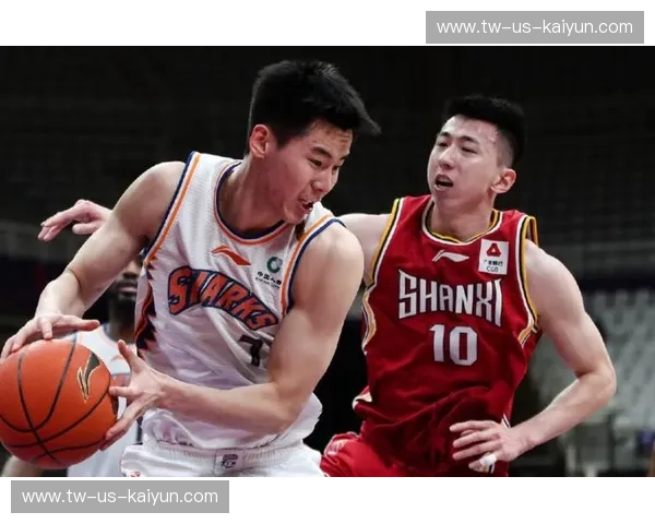 足球焦点对决：两城之光的终极较量